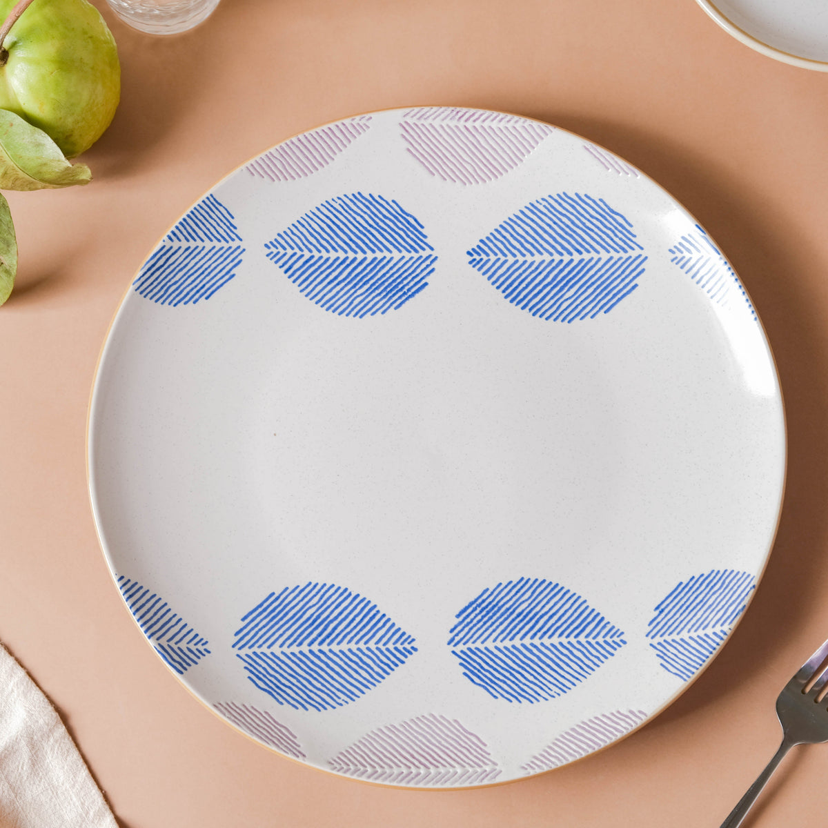 House of Eden Patterned Leaf Dinner Plate 11 Inch Nestasia