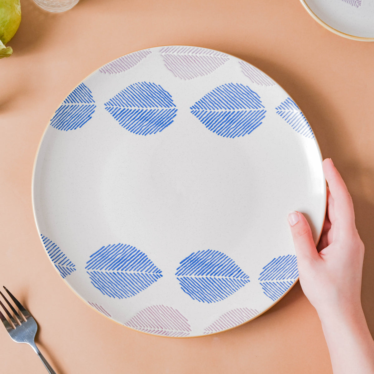 House of Eden Patterned Leaf Dinner Plate 11 Inch Nestasia
