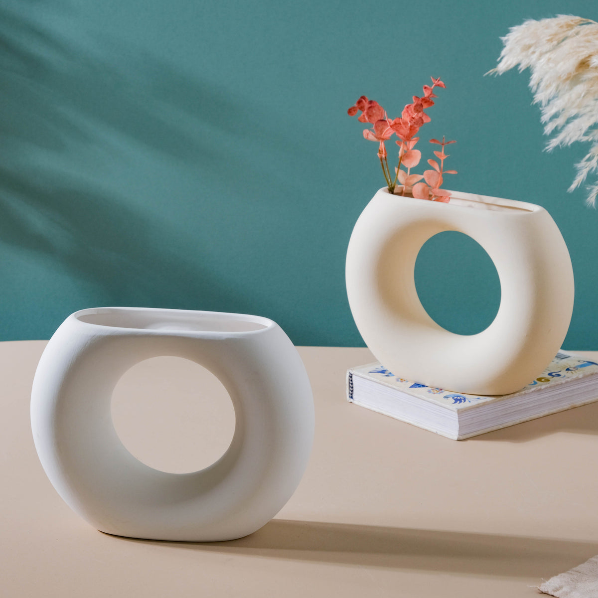Hollow Flower Pot Nestasia