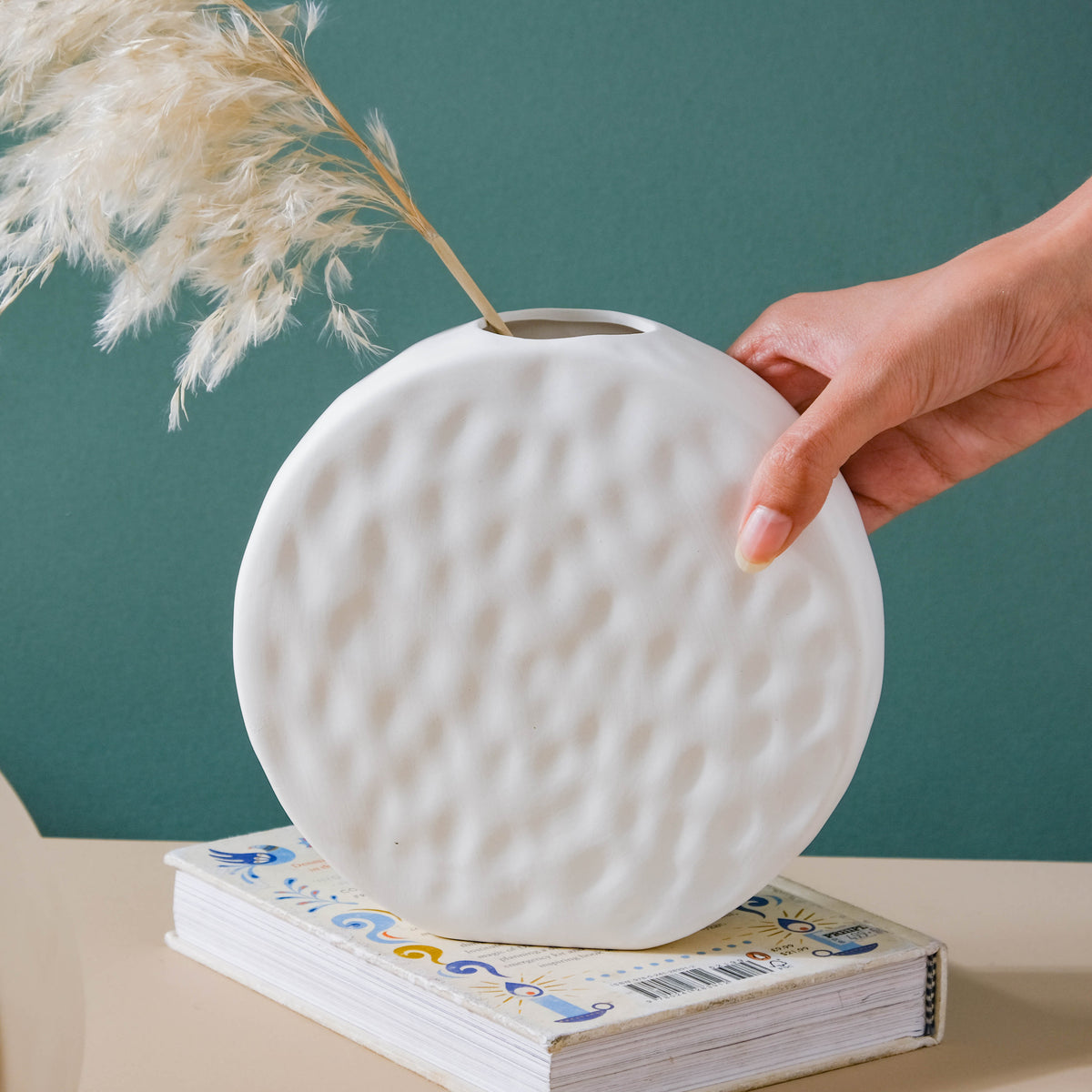 Round Vase Nestasia