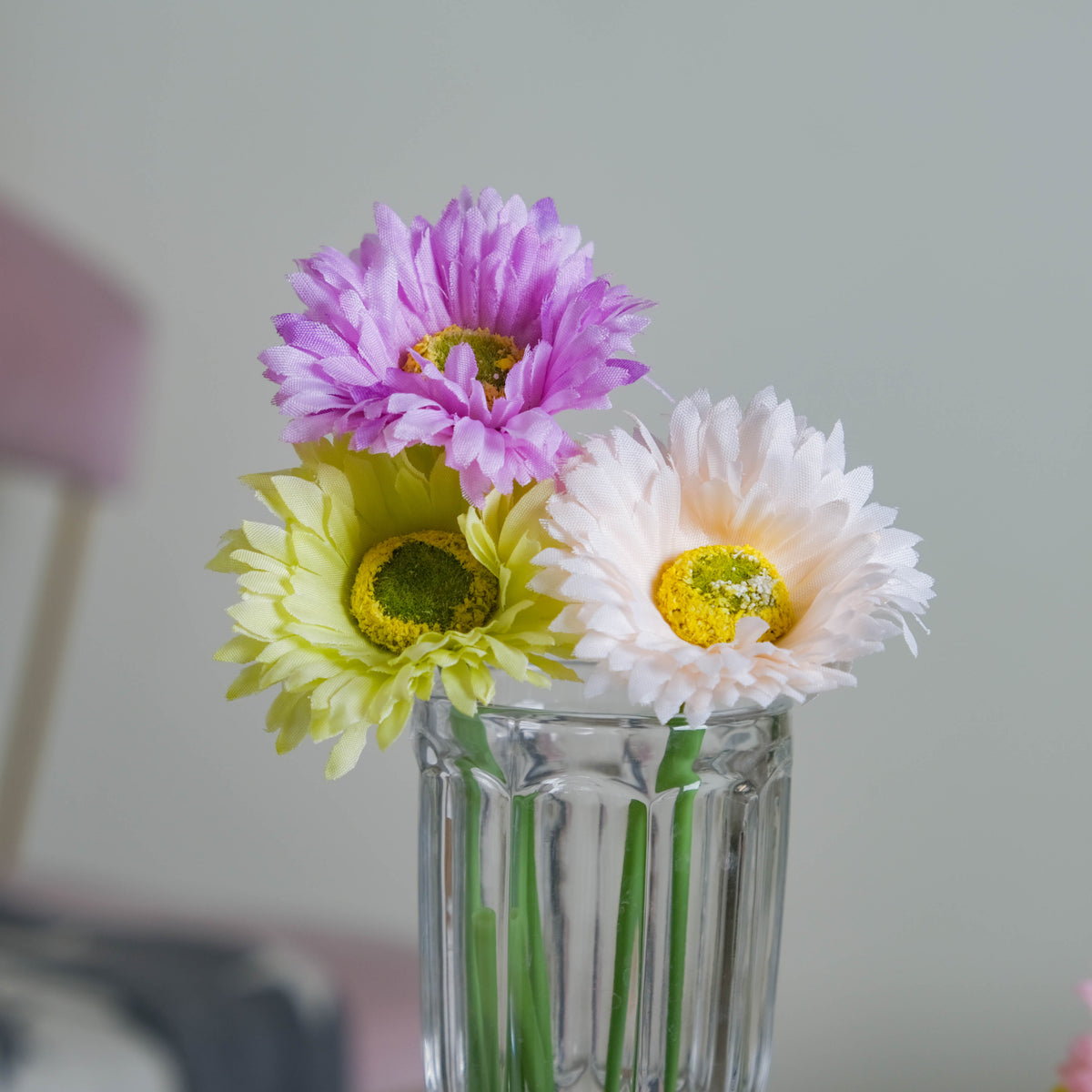 Imitation Chrysanthemum Flower Nestasia