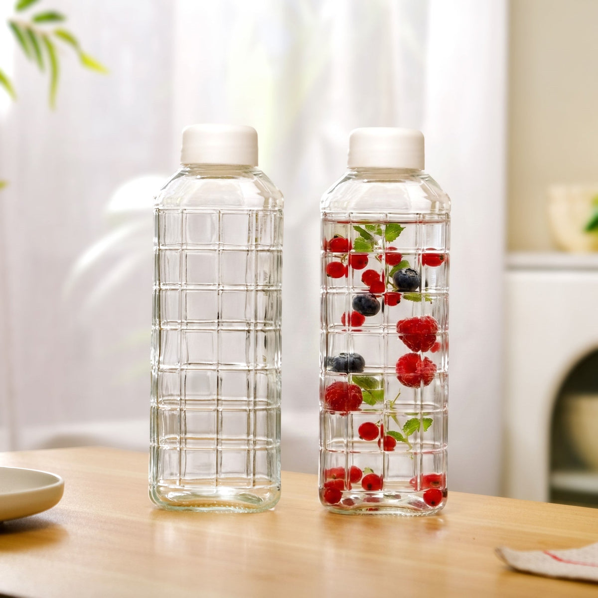 Everyday Transparent Glass Bottle Set Of 2 980ml Nestasia