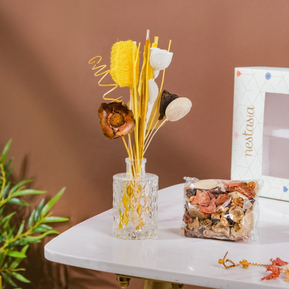 Vanilla Bouquet Reed Diffuser And Potpourri Gift Set Of 3 Nestasia
