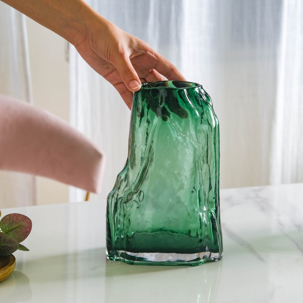 Thick Wall Glass Vase Small Nestasia