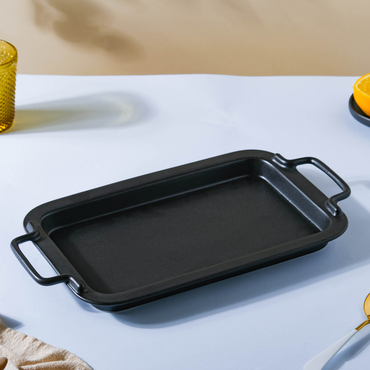 Black Baking Tray With Handle Nestasia