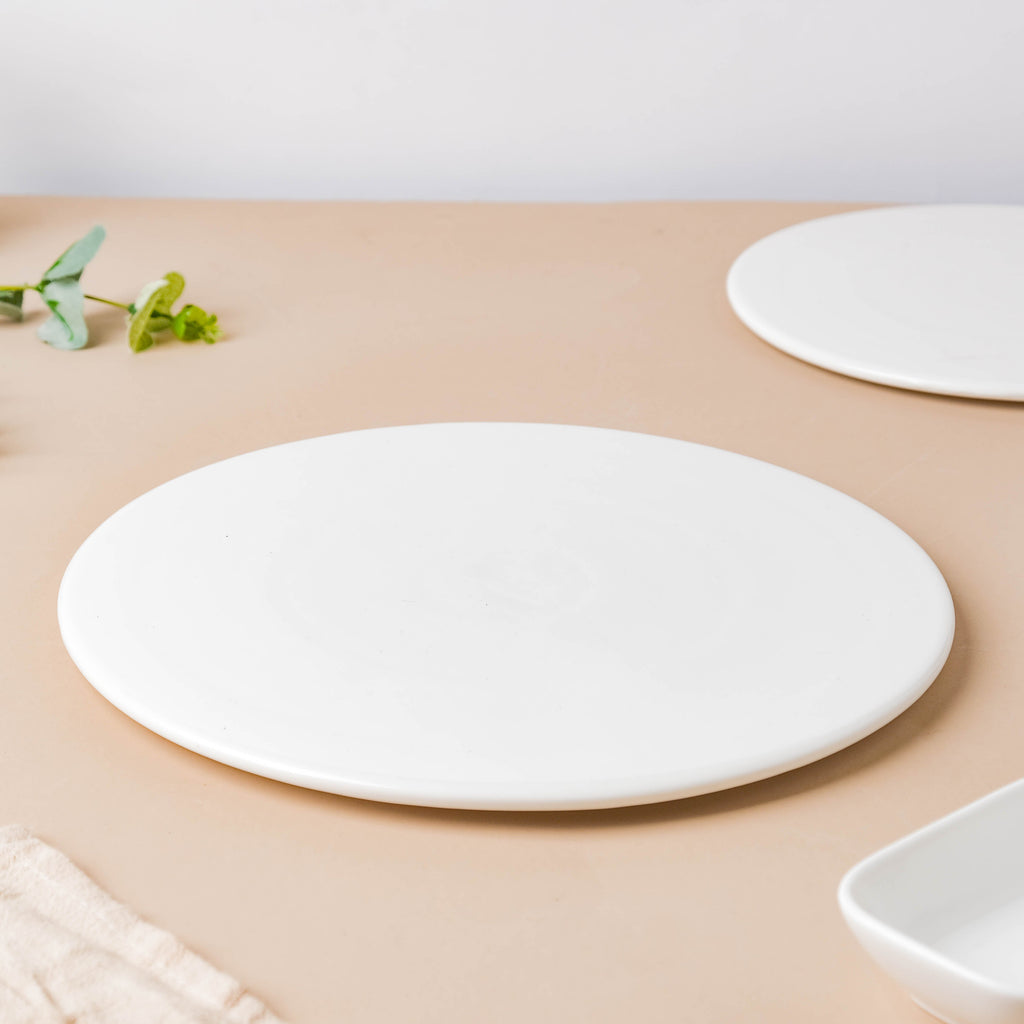 Serena Snowy White Round Platter Medium Nestasia