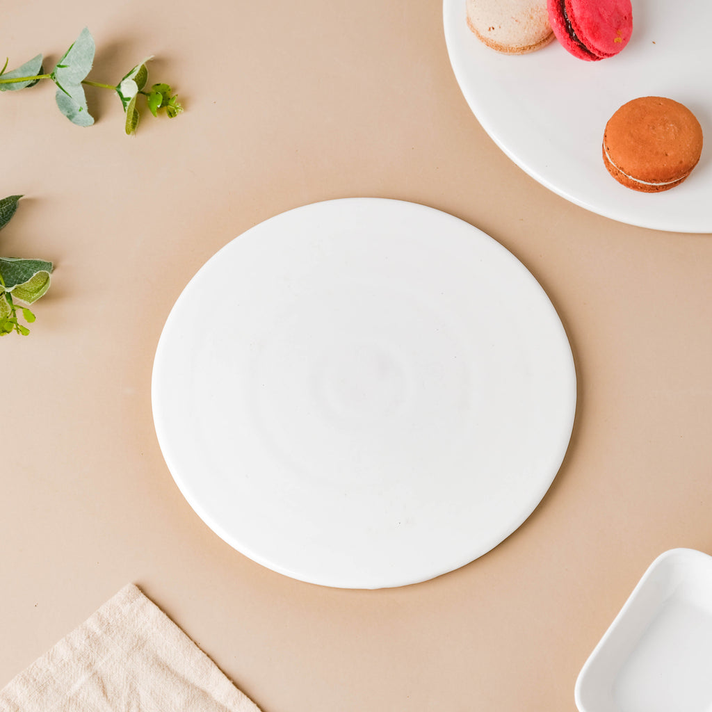 Serena Snowy White Round Platter Small Nestasia