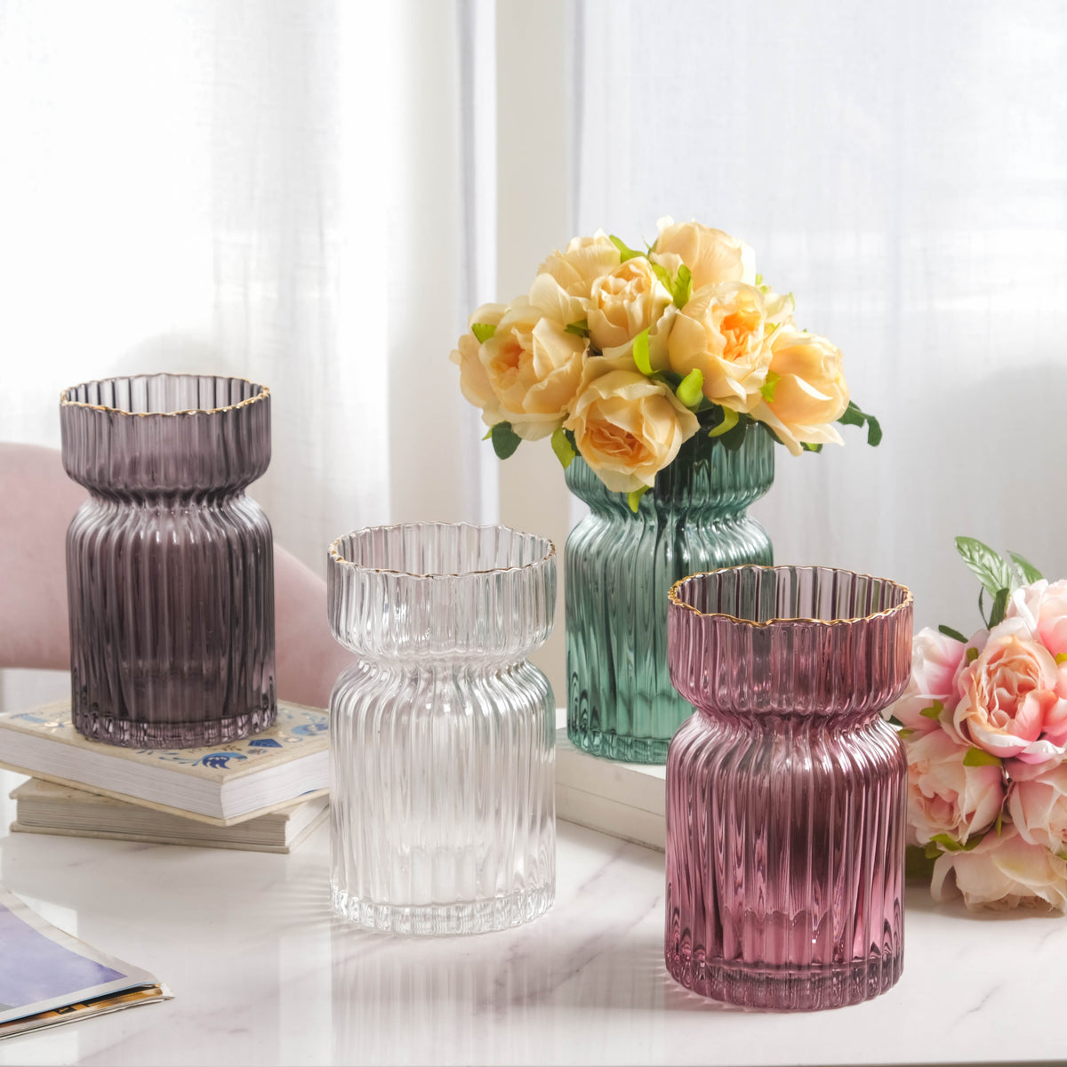 Hourglass Vase Nestasia