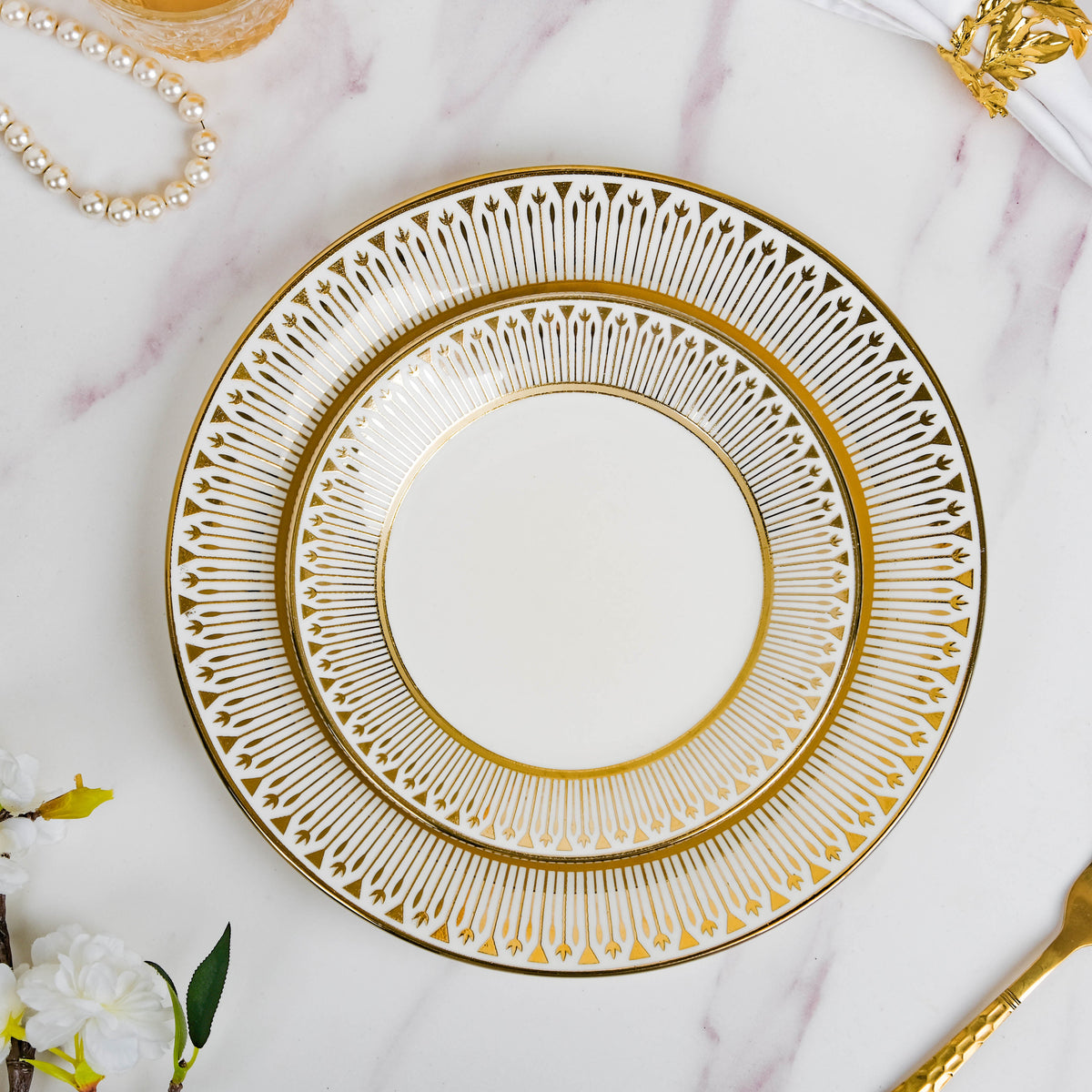 Aurelea Abstract Dinner Plate Nestasia