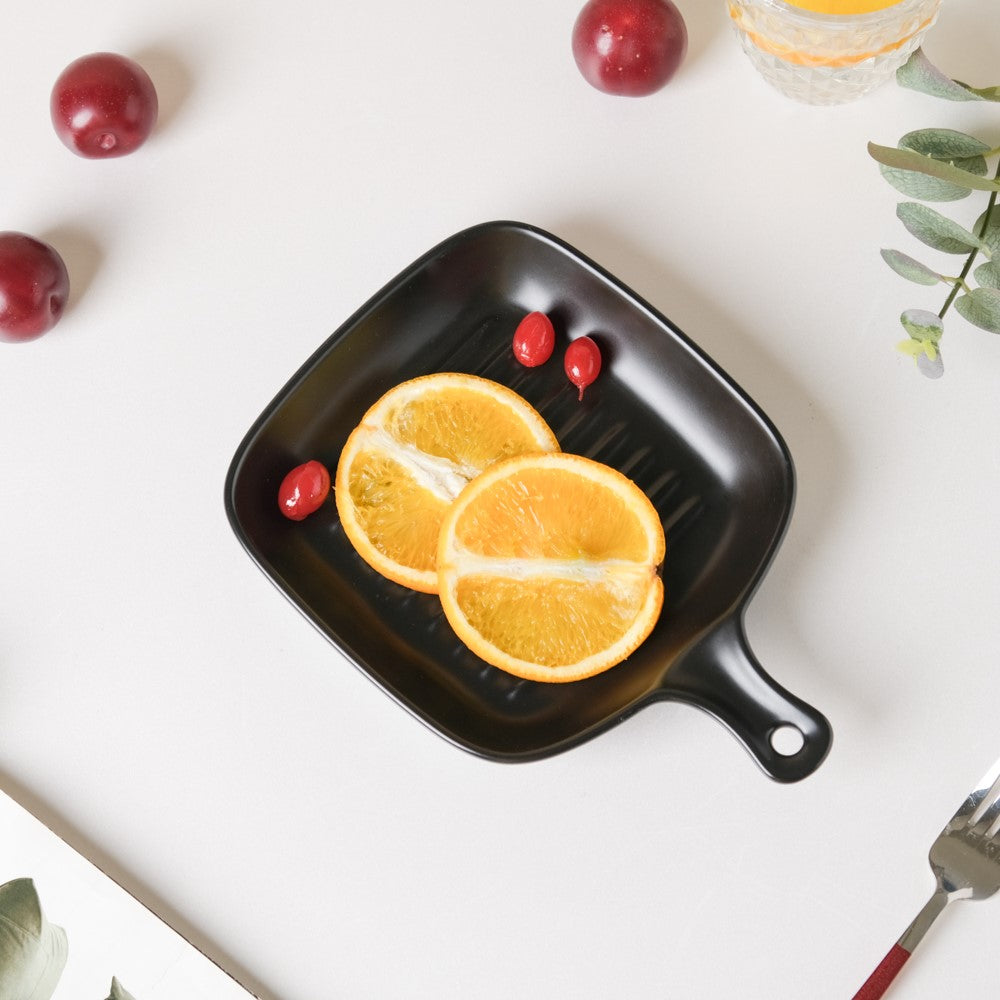 Ribbed Ceramic Baking Plate With Handle Black 250 ml Nestasia