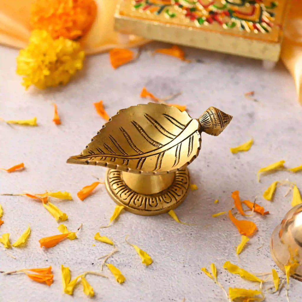 Brass Elegant Leaf Petal Diya (2.5 Inch) Vedansh Craft