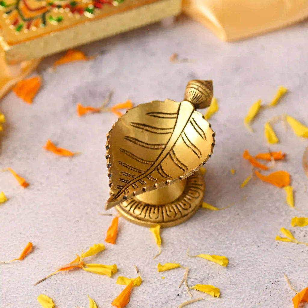 Brass Elegant Leaf Petal Diya (2.5 Inch) Vedansh Craft