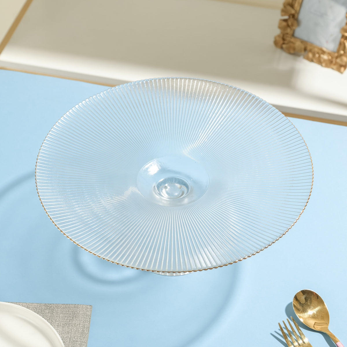 Sleek Glass Cake Stand 13 inch Nestasia