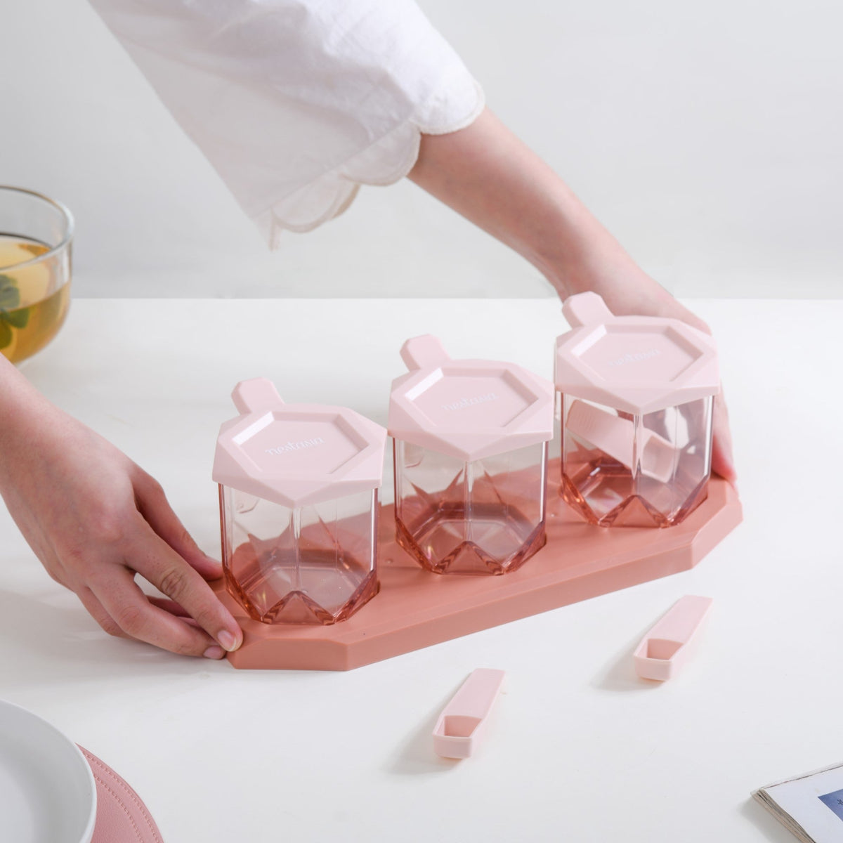 Spice Containers With Spoons Set Of 3 Pink Nestasia