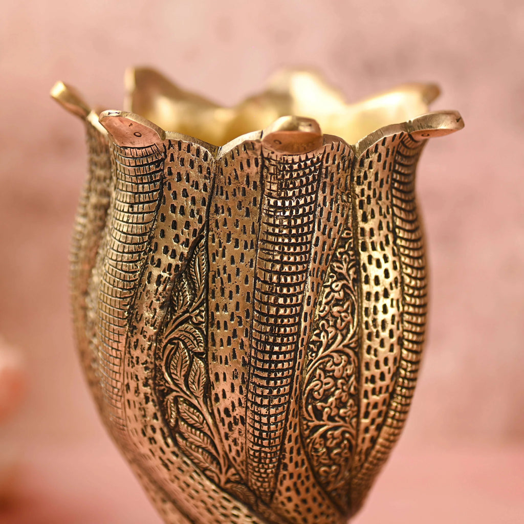 Brass Flower Vase / Planter Pot In Snake Design (8 Inch) Vedansh Craft
