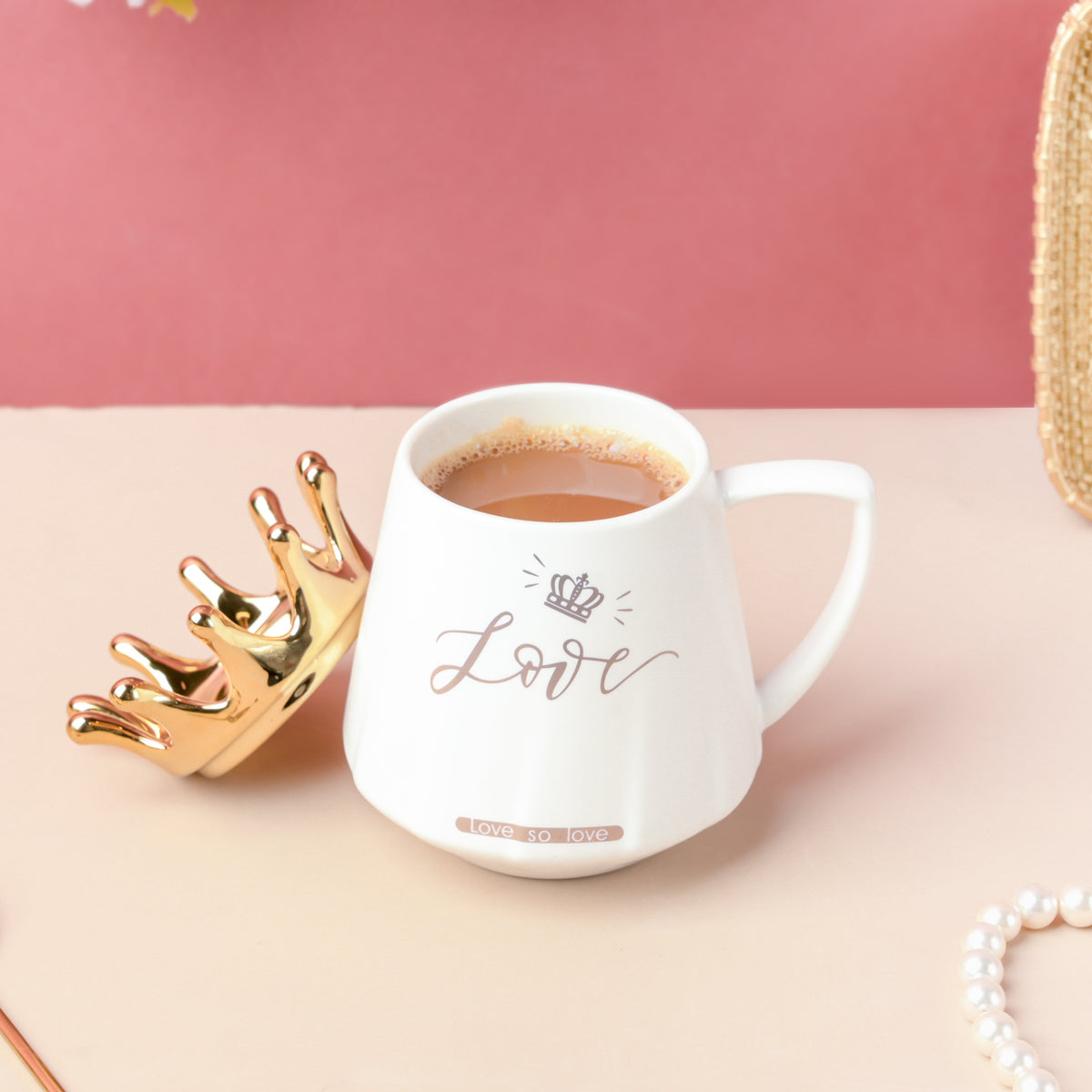 Royal Crown Love Coffee Cup With Lid 300 ml Nestasia