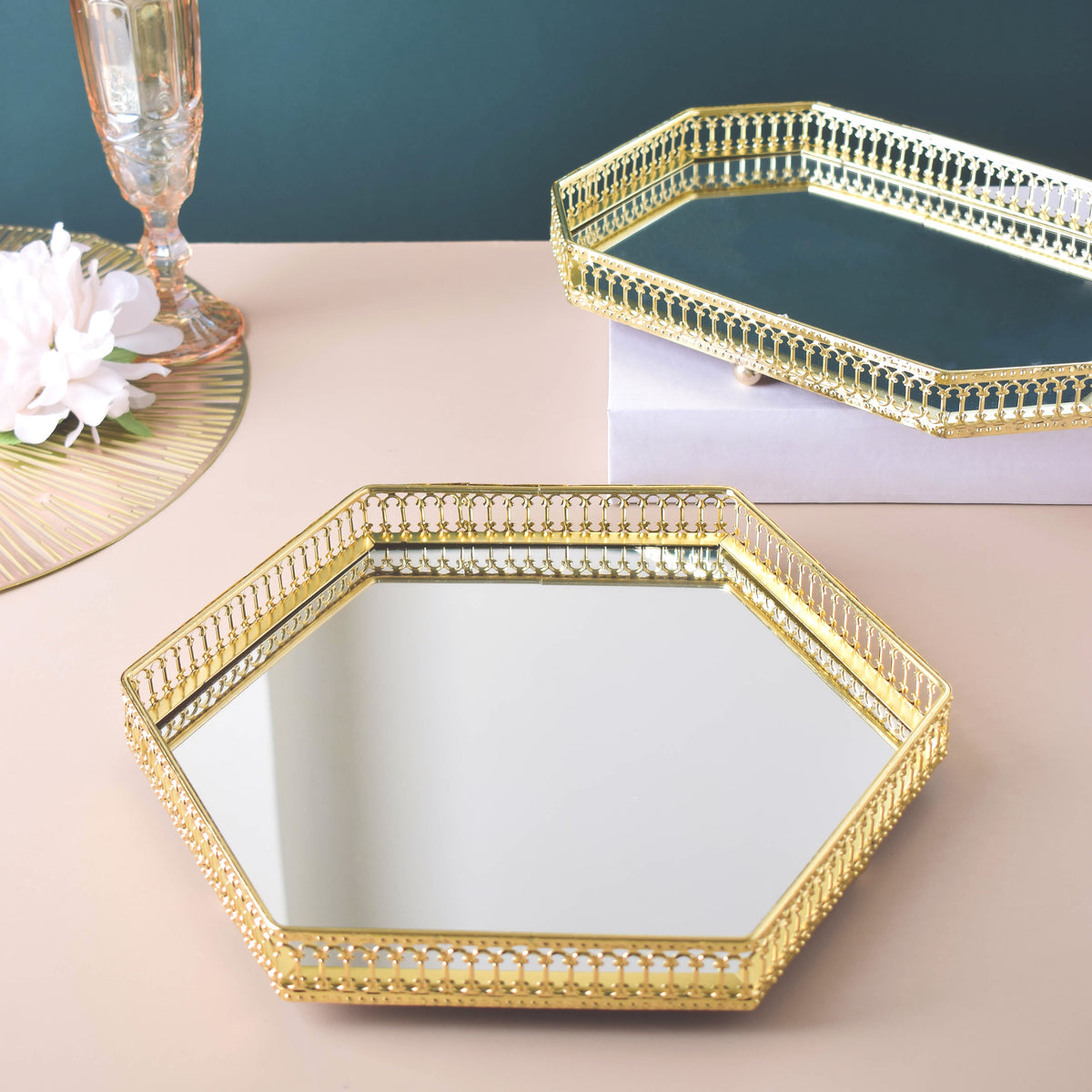 Trex Mirror Tray Nestasia