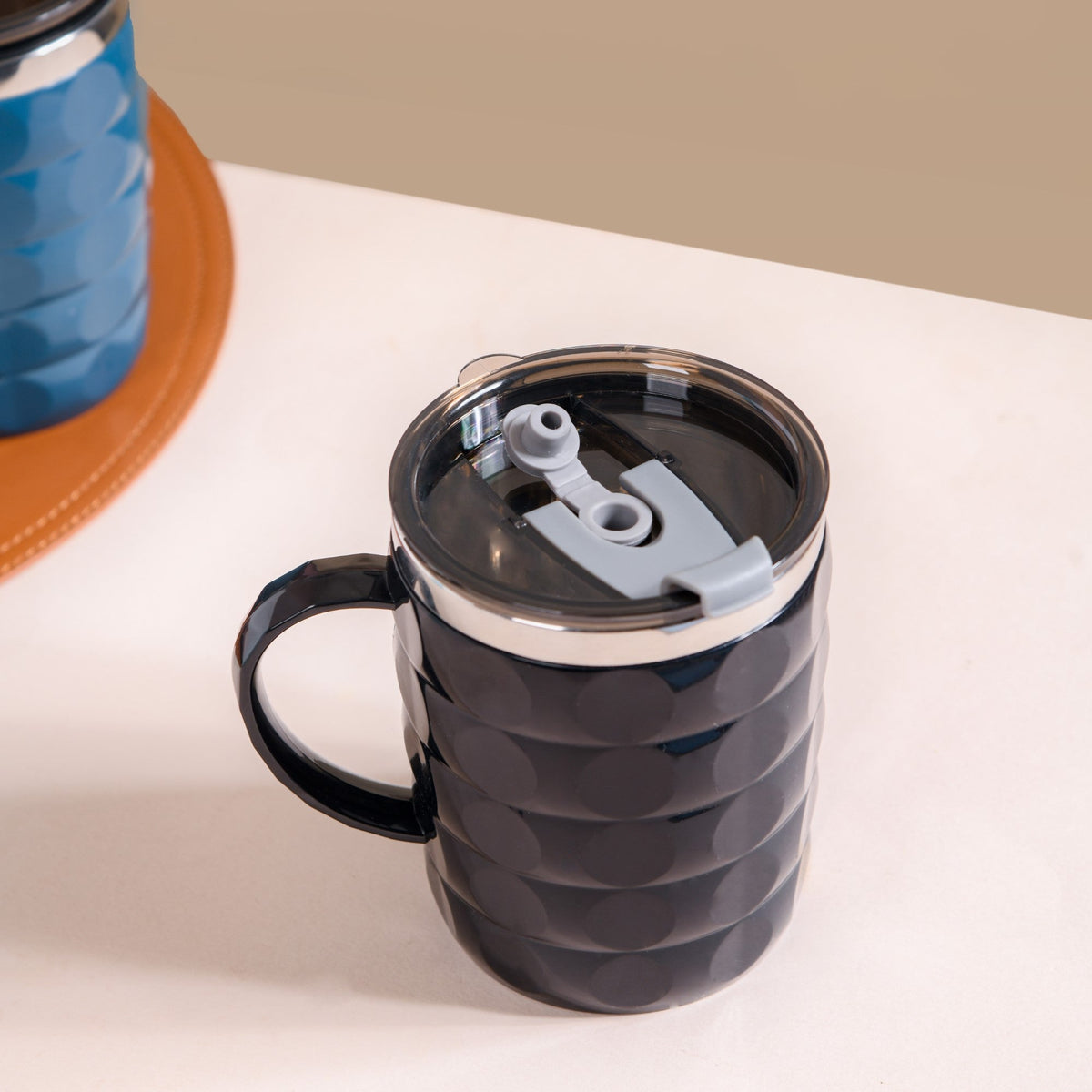 Stainless Steel Travel Mug For Car Black 400ml Nestasia