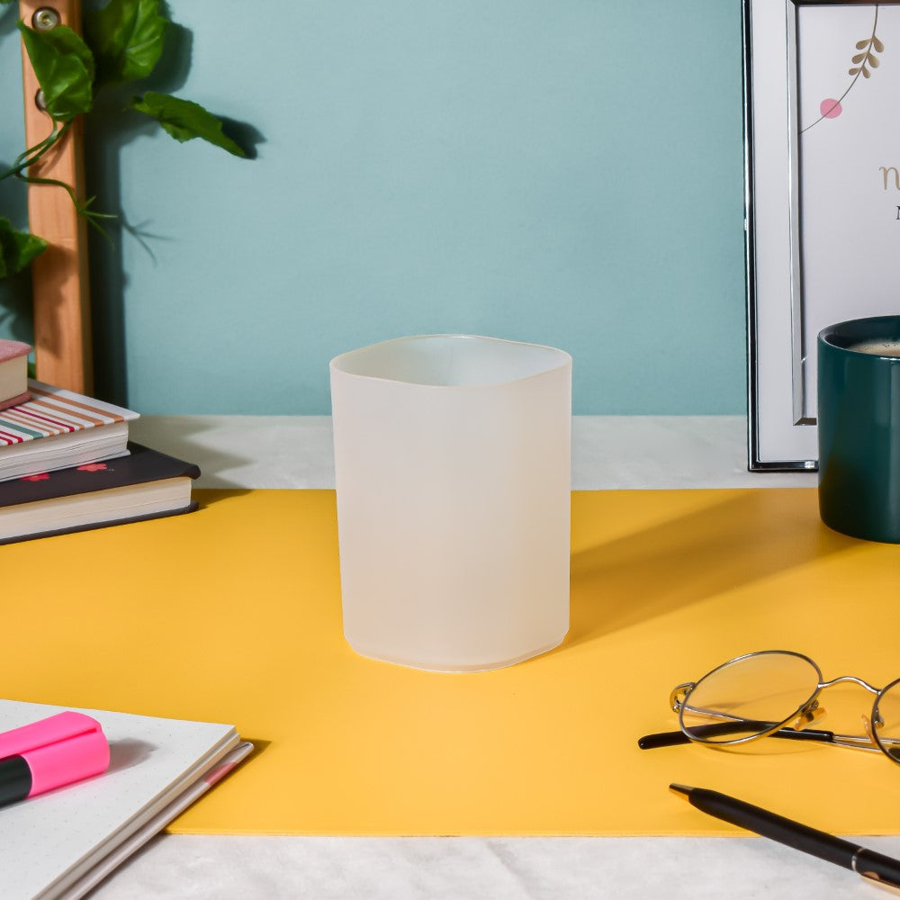 Pen Stand Matte White Set Of 2 Nestasia