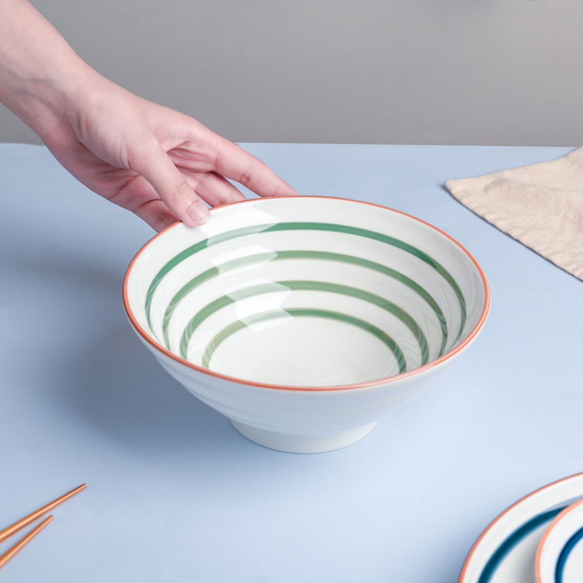 Green Illusion Ceramic Serving Bowl Nestasia