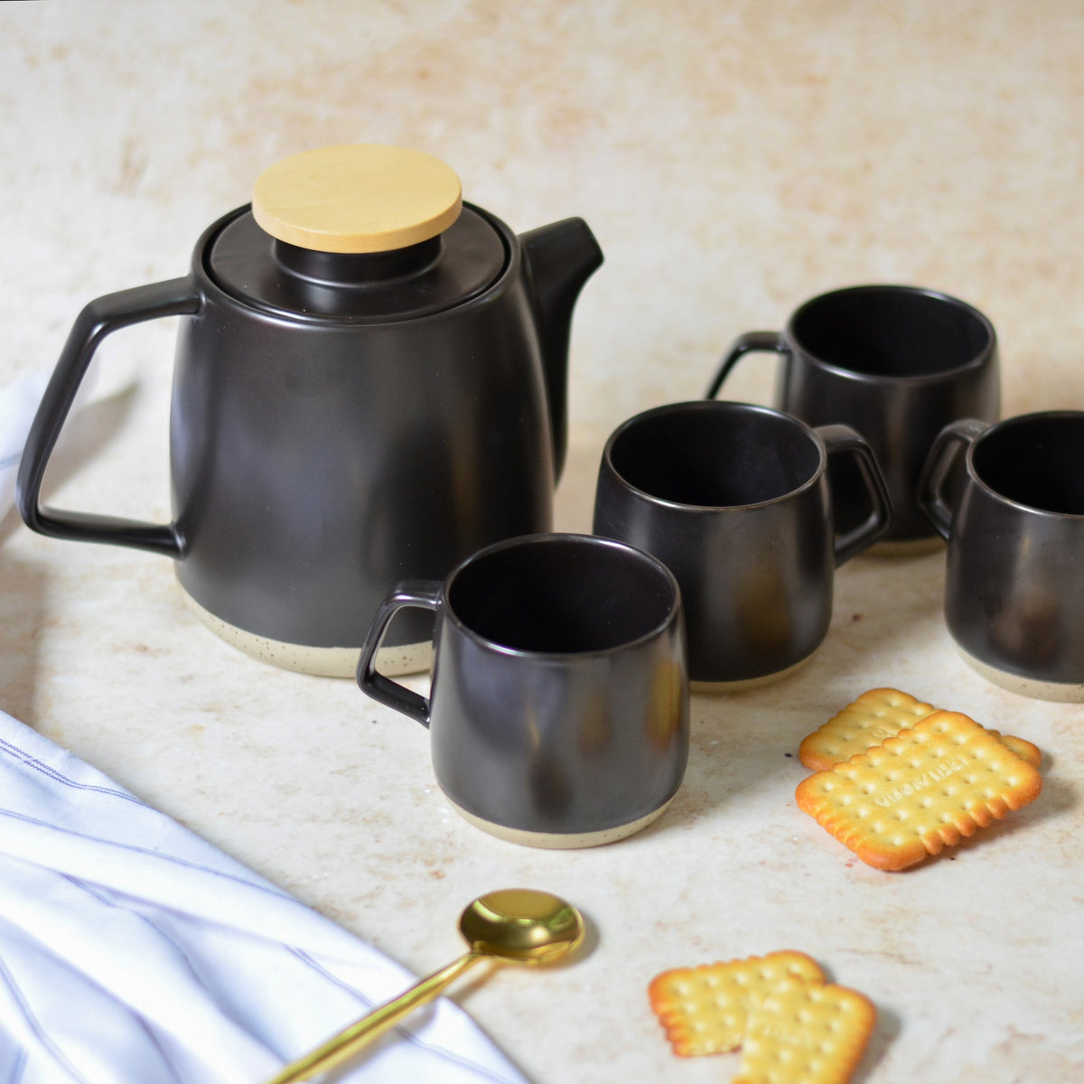 Black Tea Set Nestasia