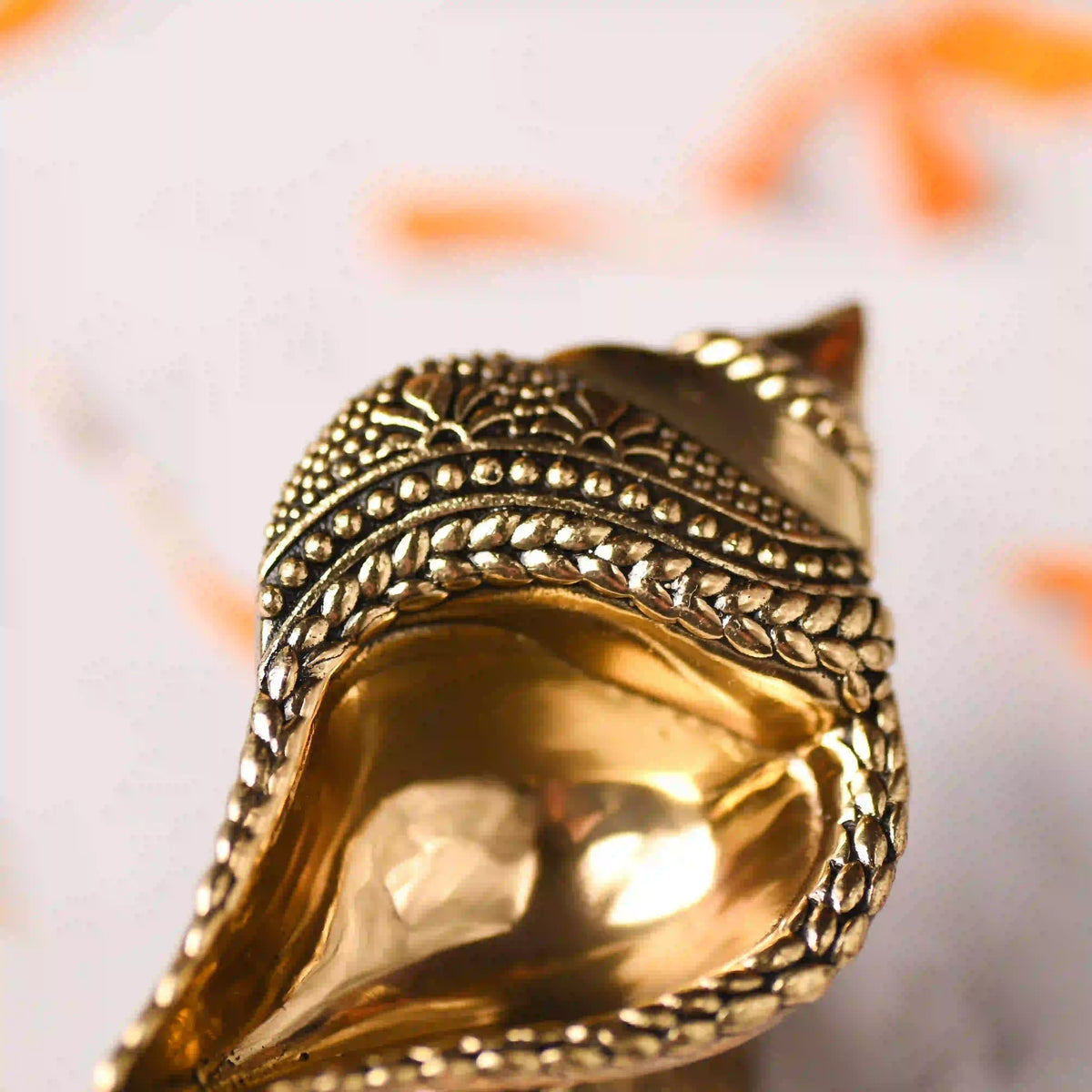 Brass Handcrafted Conch Lightweight Diya (1.8 Inch) Vedansh Craft