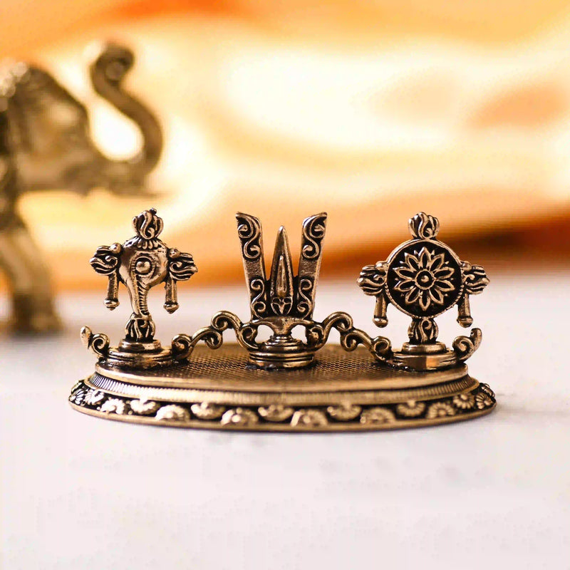 Brass Shankh Chakra Namah Lightweight Showpiece (1.5 Inch) Vedansh Craft