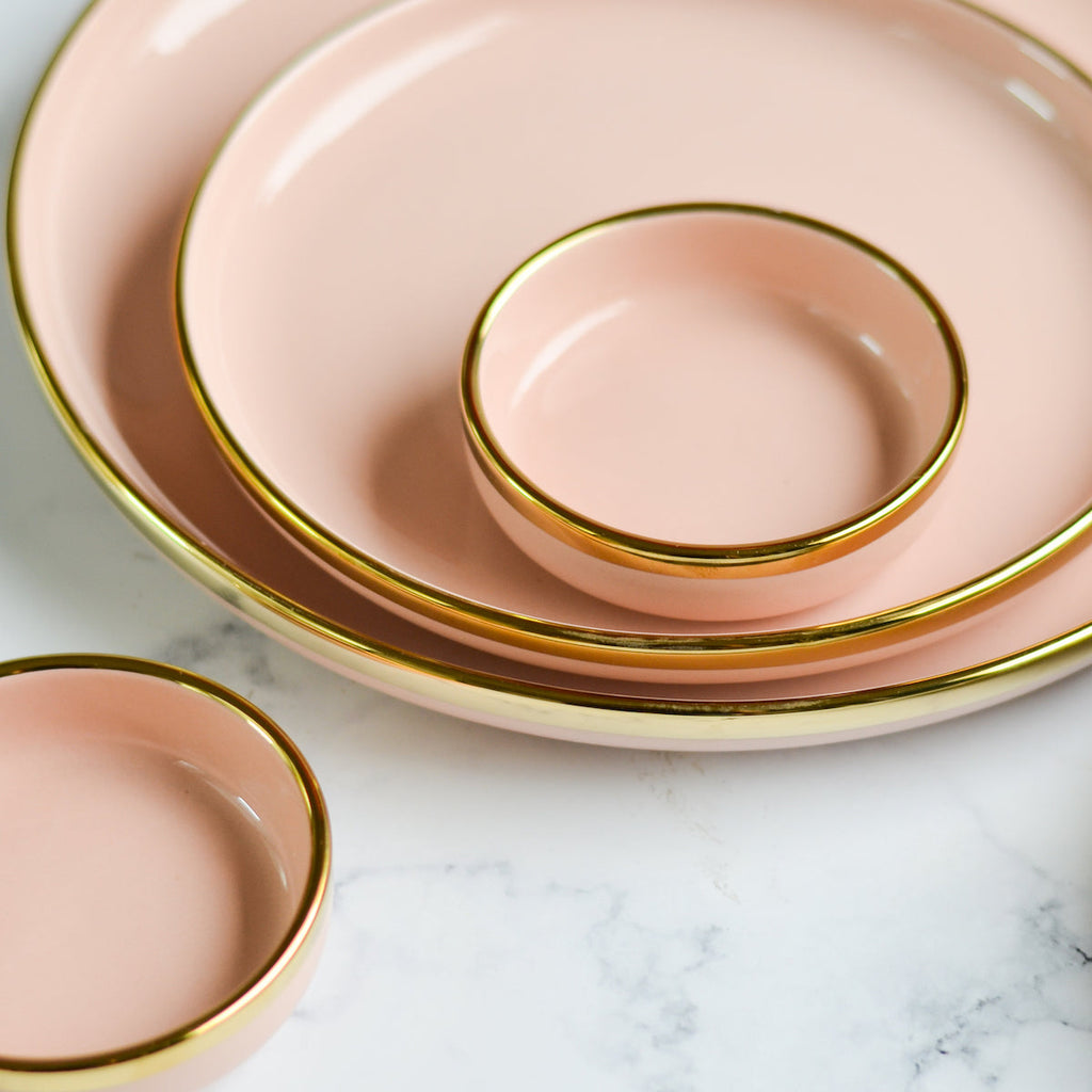 VERA Pink Plates Nestasia