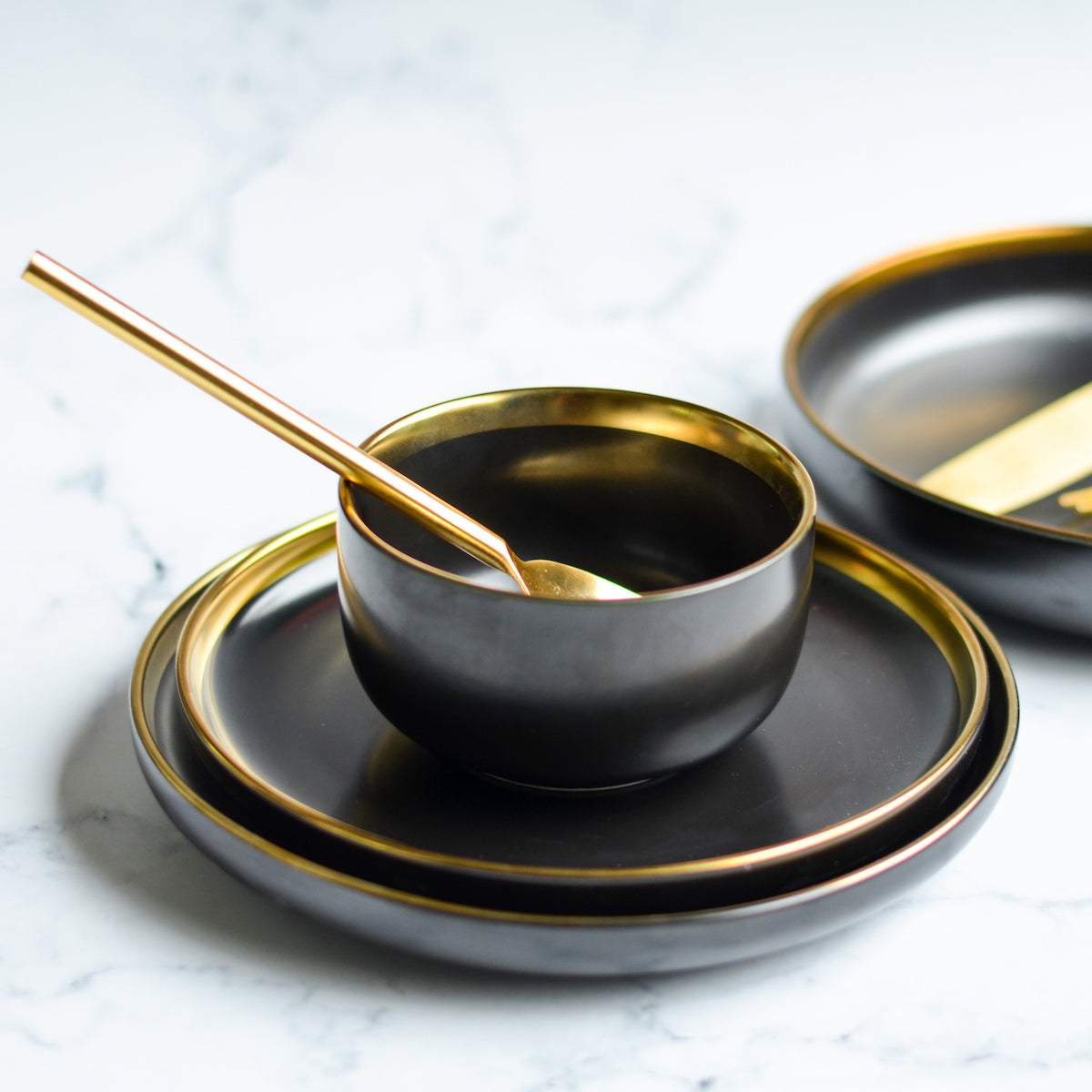 VERA Black Bowl Nestasia