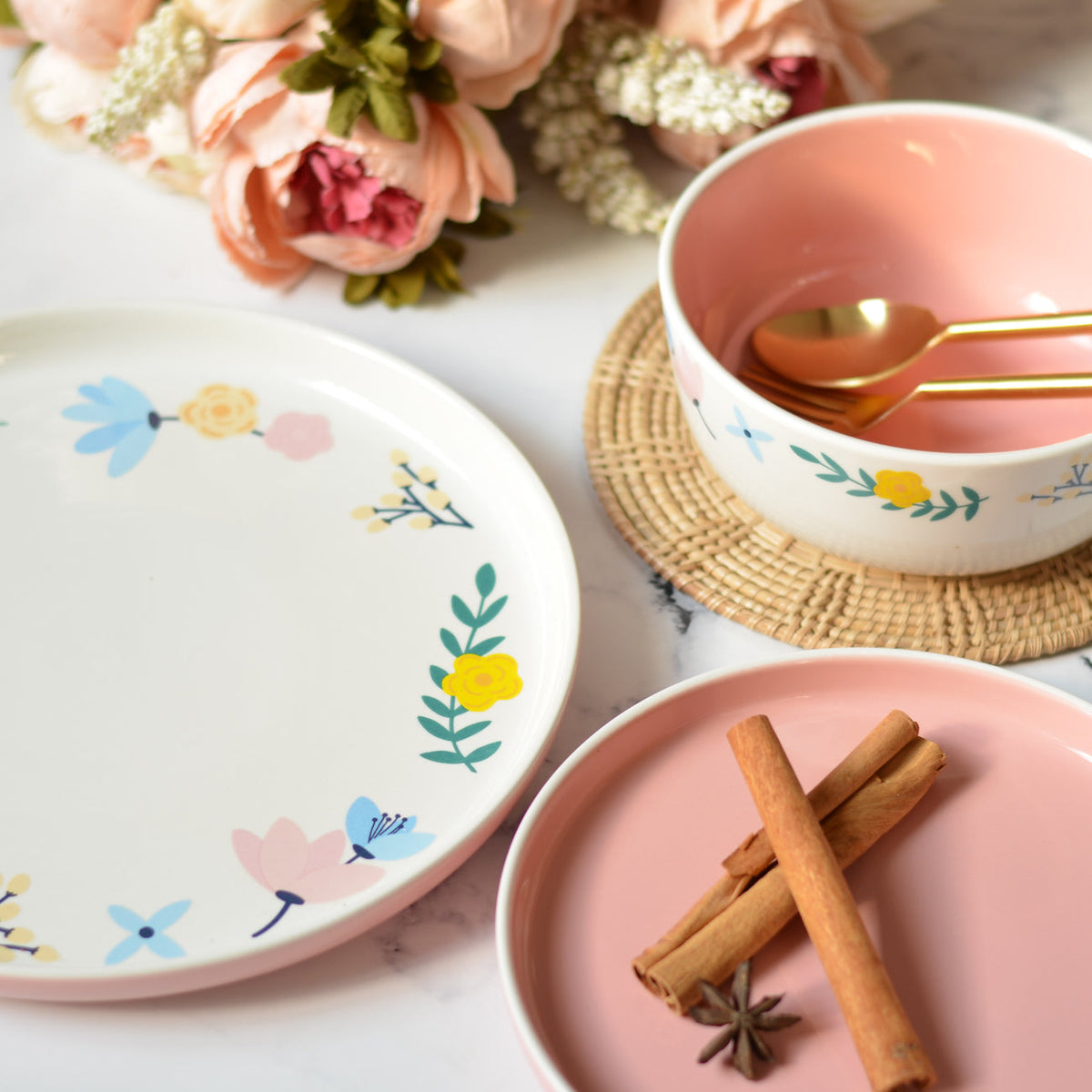 Pink Floral Plates Nestasia