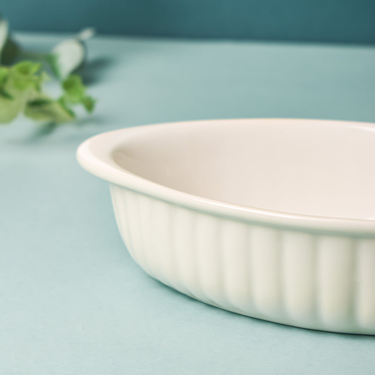 Riona Ribbed Ceramic Baking Dish White 7 Inch Nestasia