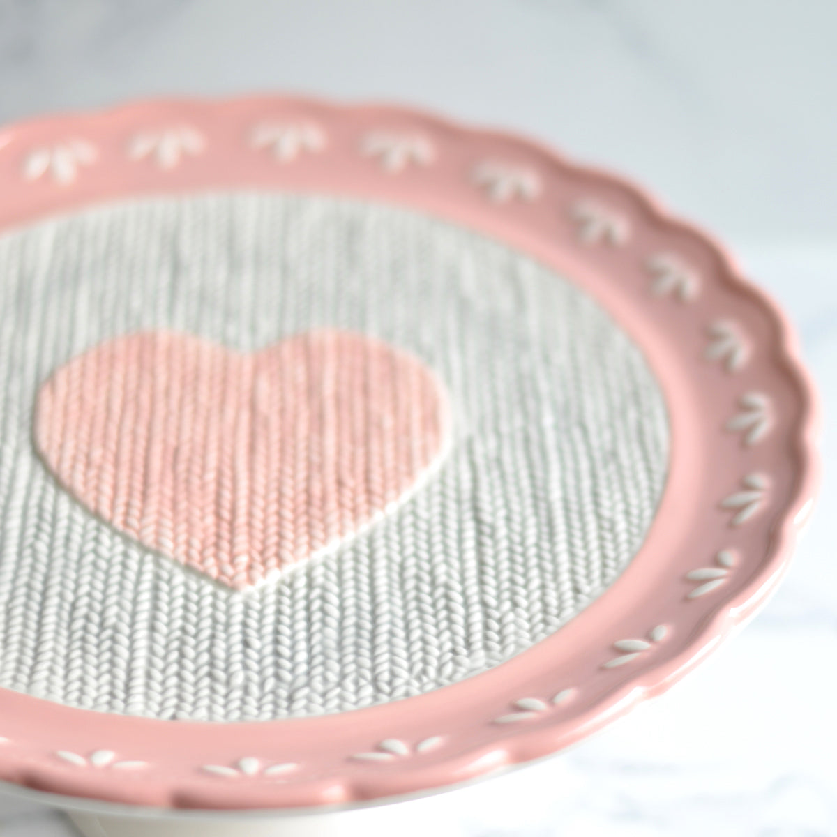 Ceramic Cake Stand Nestasia