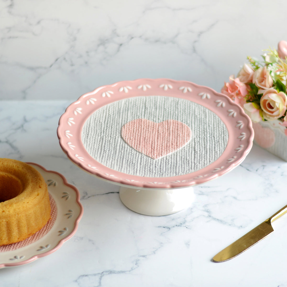 Ceramic Cake Stand Nestasia
