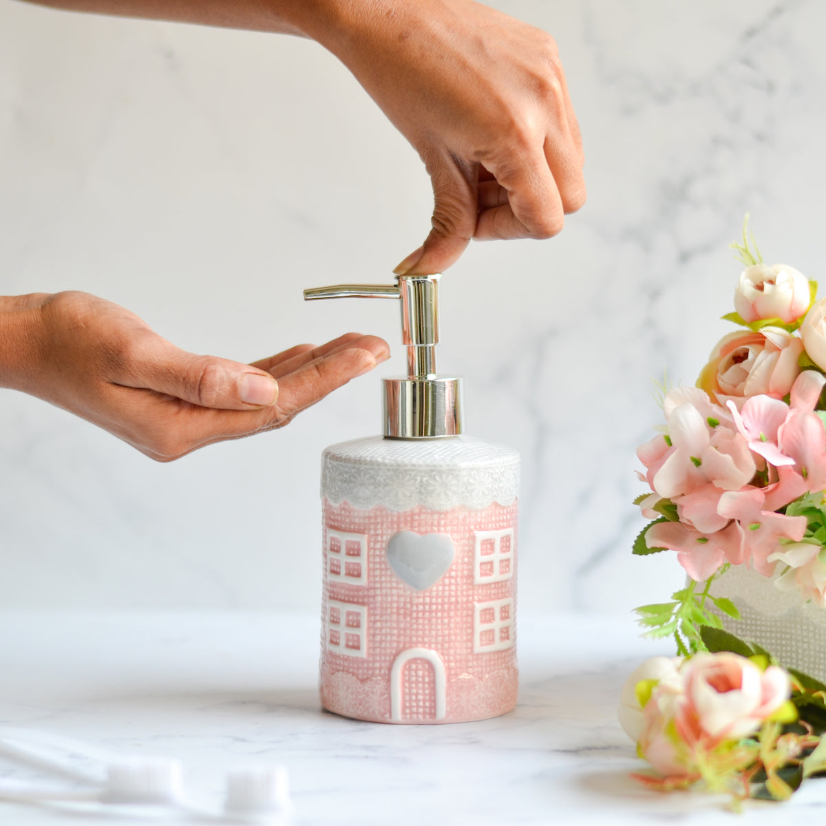 Soap Bottle Dispenser Nestasia