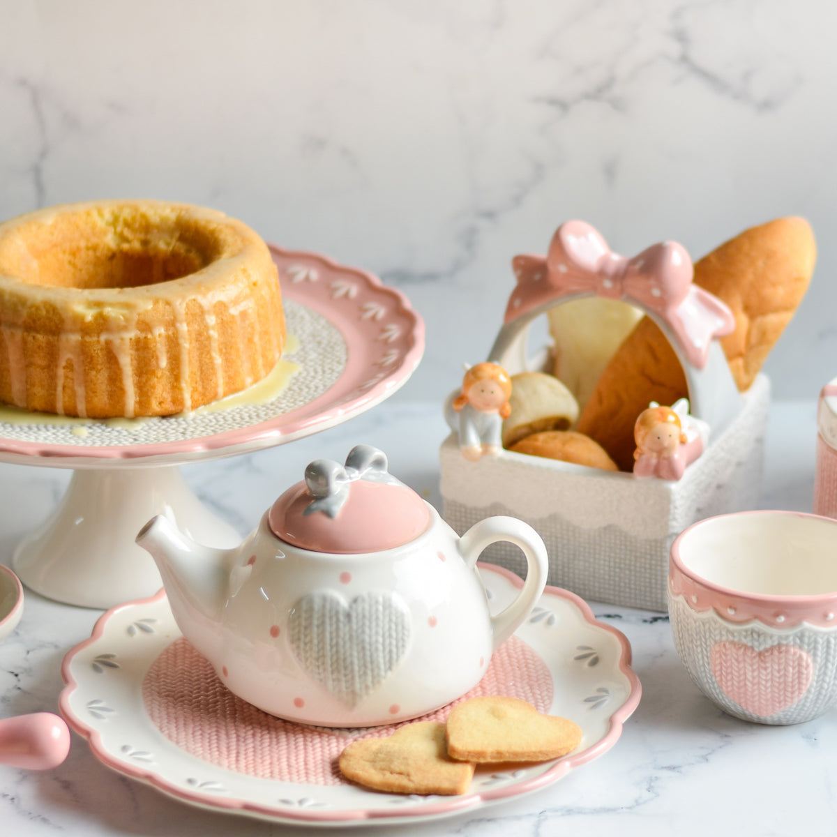 Ceramic Cake Stand Nestasia