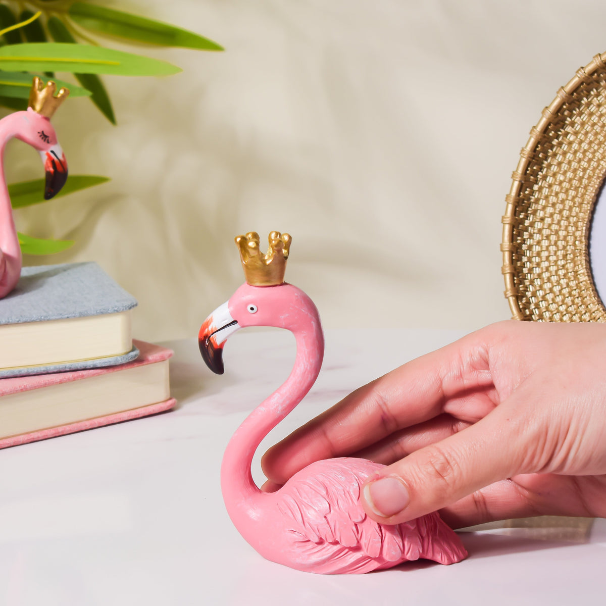 Royal Flamingo Decor Nestasia