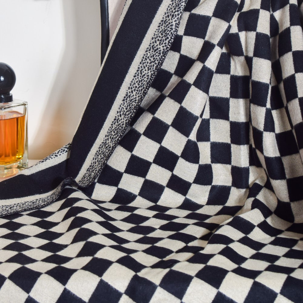 Chequered Designer Black & White Scarf Nestasia