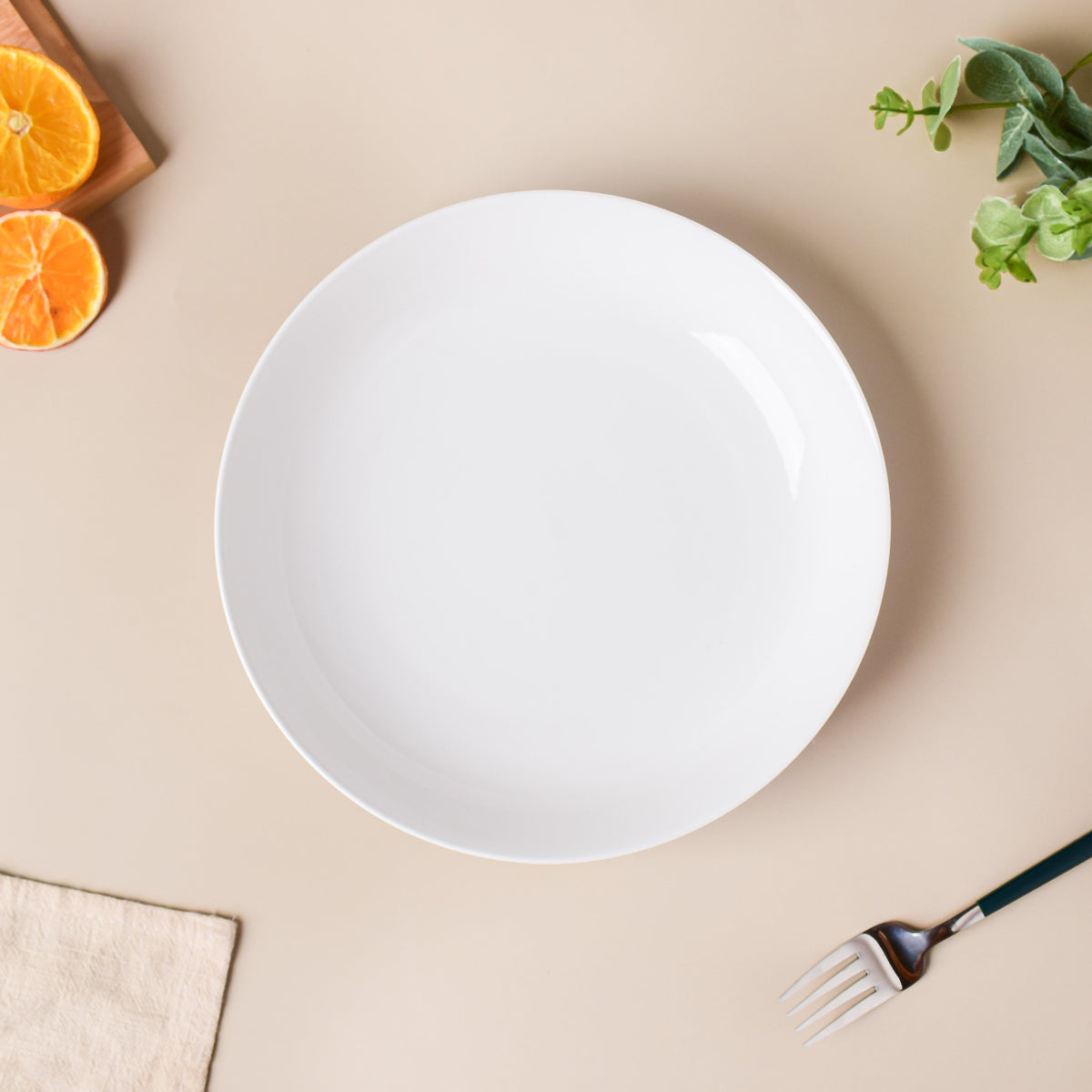 Riona Textured Ceramic Deep Dish White 9 Inch Nestasia