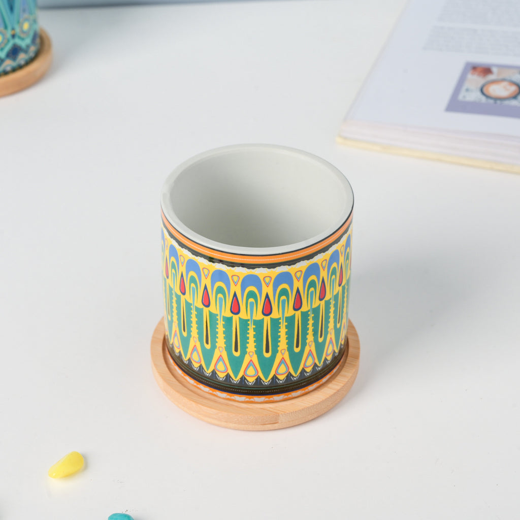 Beaming Green Ceramic Planter With Coaster Nestasia