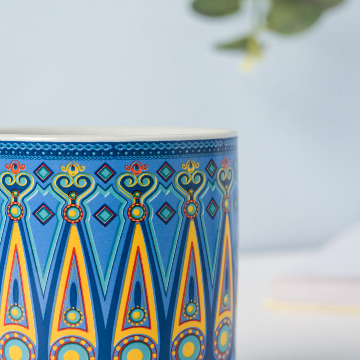 Beaming Blue Traditional Planter With Coaster Nestasia