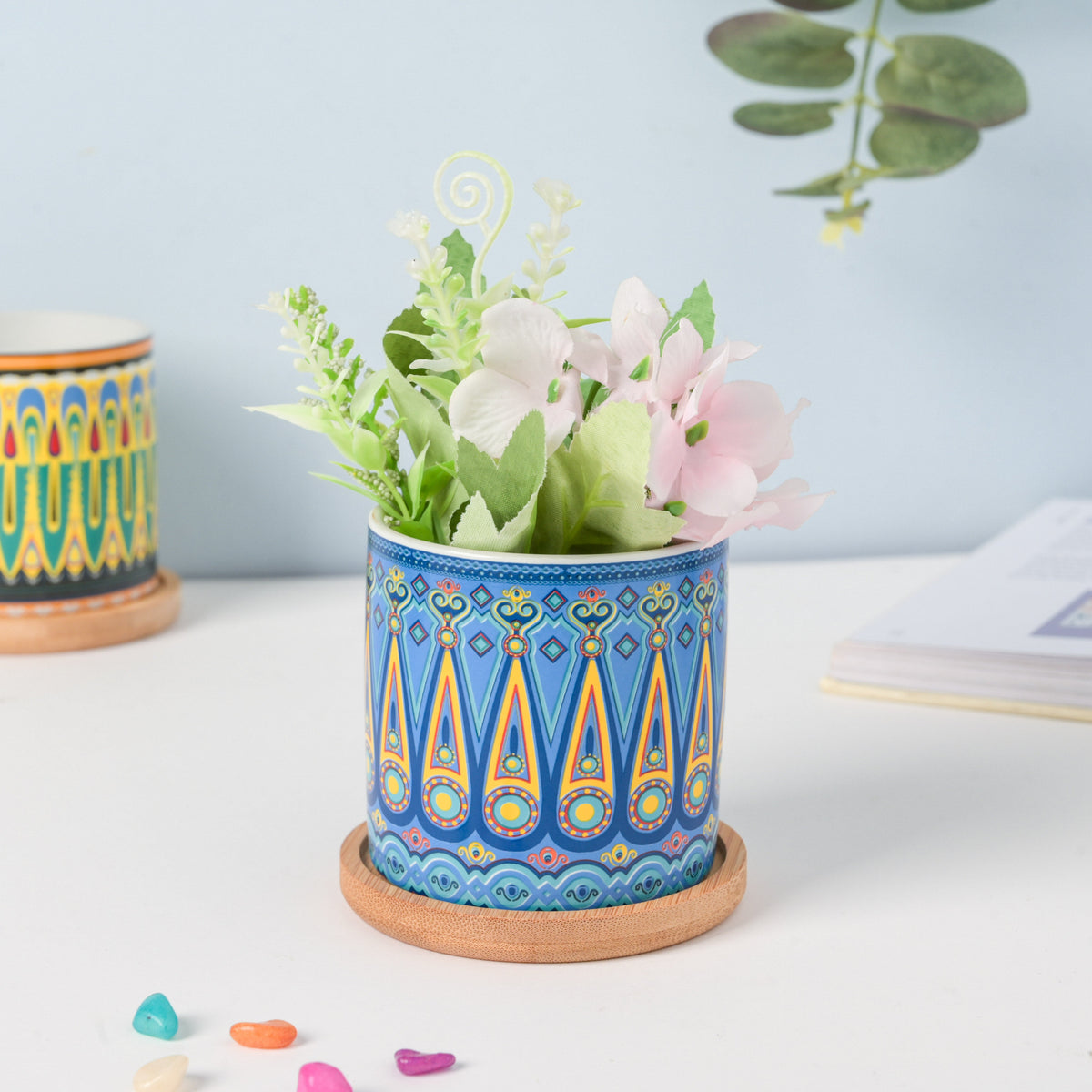 Beaming Blue Traditional Planter With Coaster Nestasia