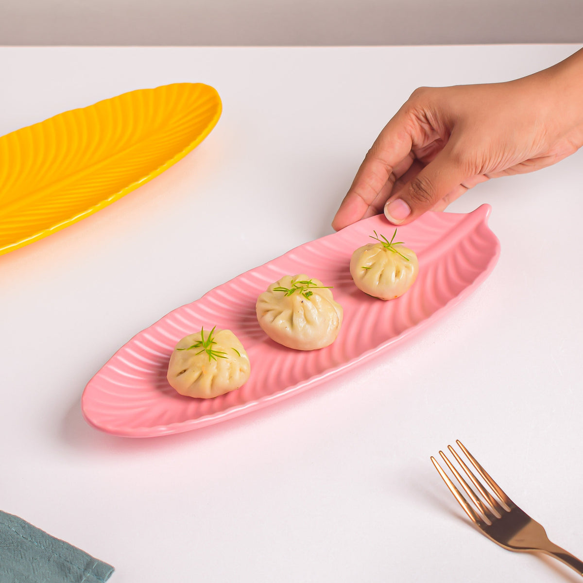 Very Berry Leaf Platter Nestasia