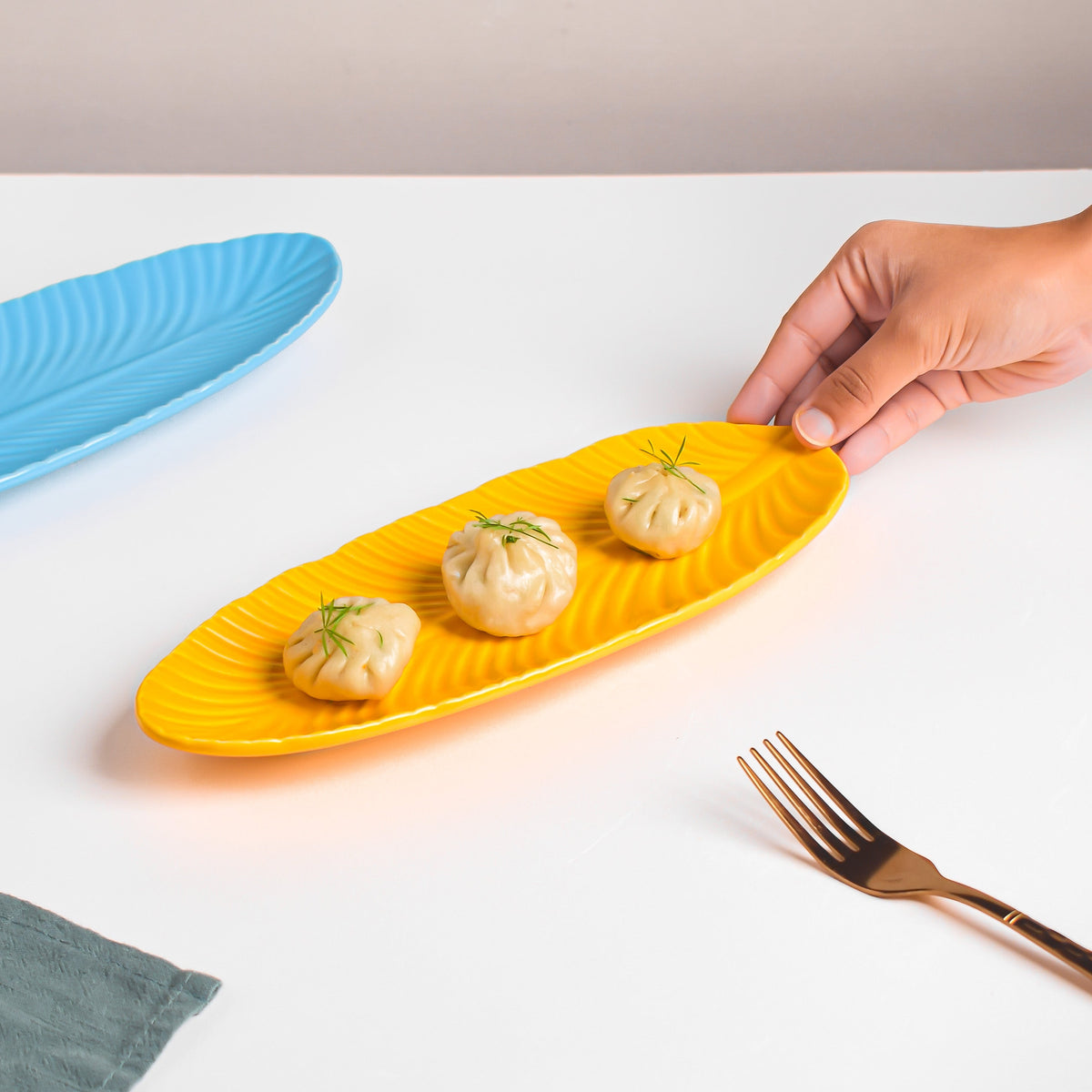 Sunny Side Up Leaf Platter Nestasia