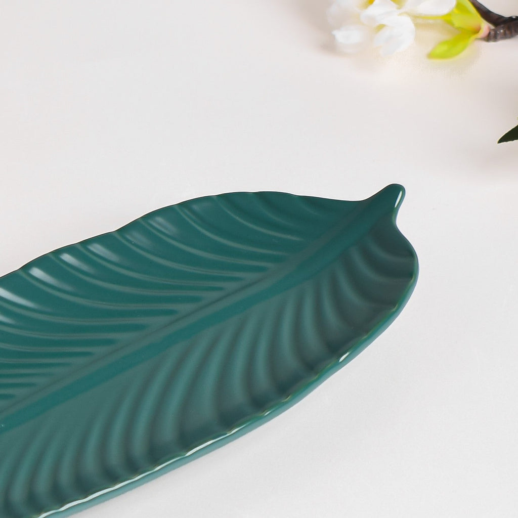 Teal Tantrum Leaf Platter Nestasia