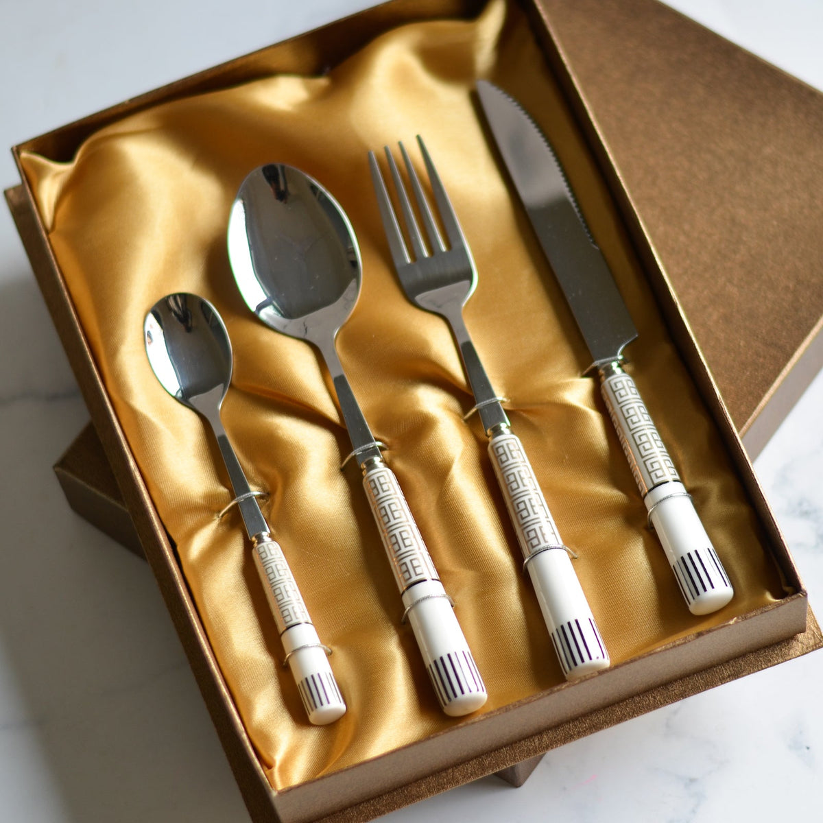 Modern Cutlery Nestasia