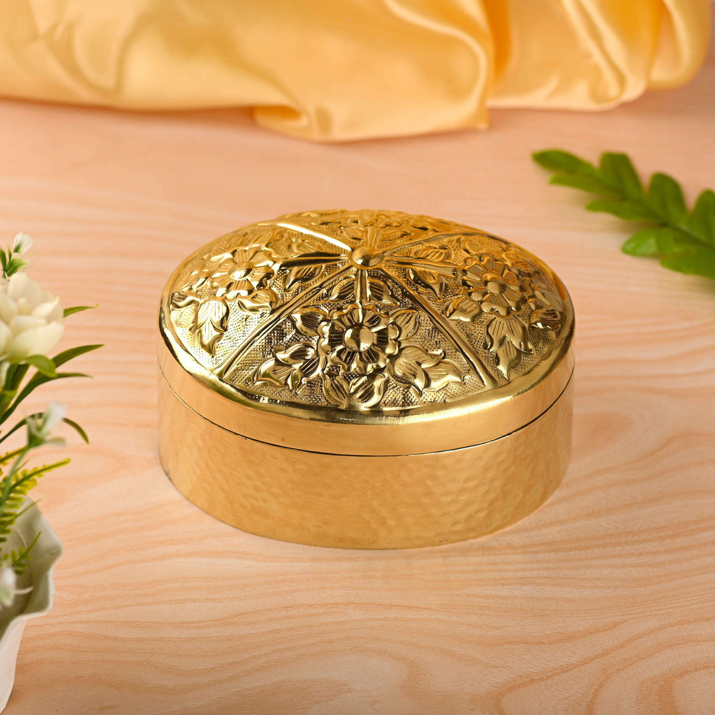 Brass Elegant Oval Box – Traditional Indian Brassware (4 Inch)