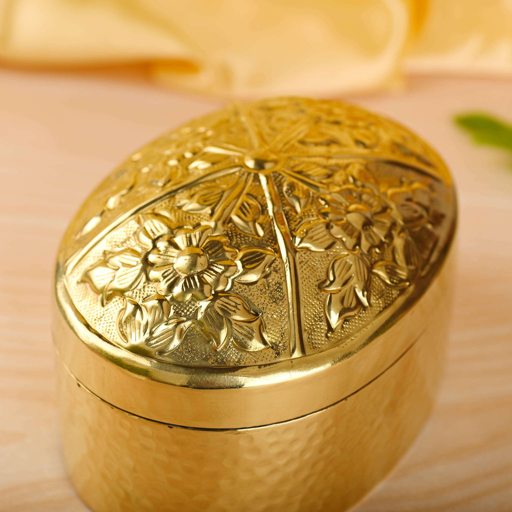 Brass Elegant Oval Box – Traditional Indian Brassware (4 Inch)