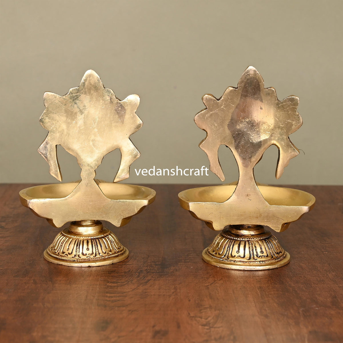Brass Shankh And Chakra Diya Set (5.5 Inch) Vedansh Craft