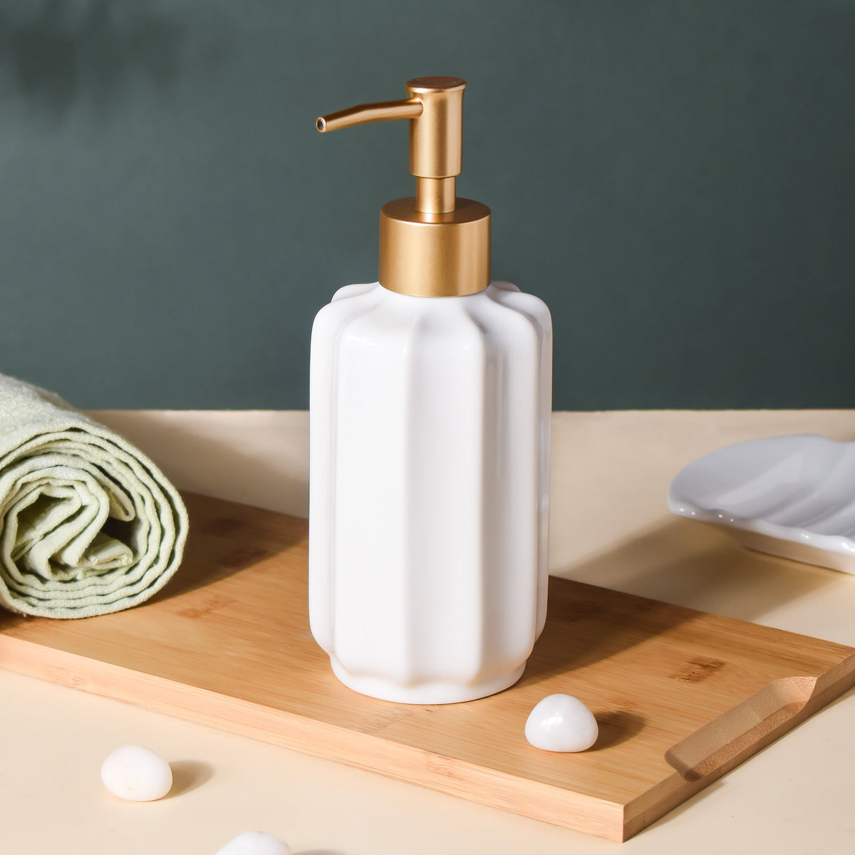 Seasalt White Bathroom Essentials Set Of 5 Nestasia