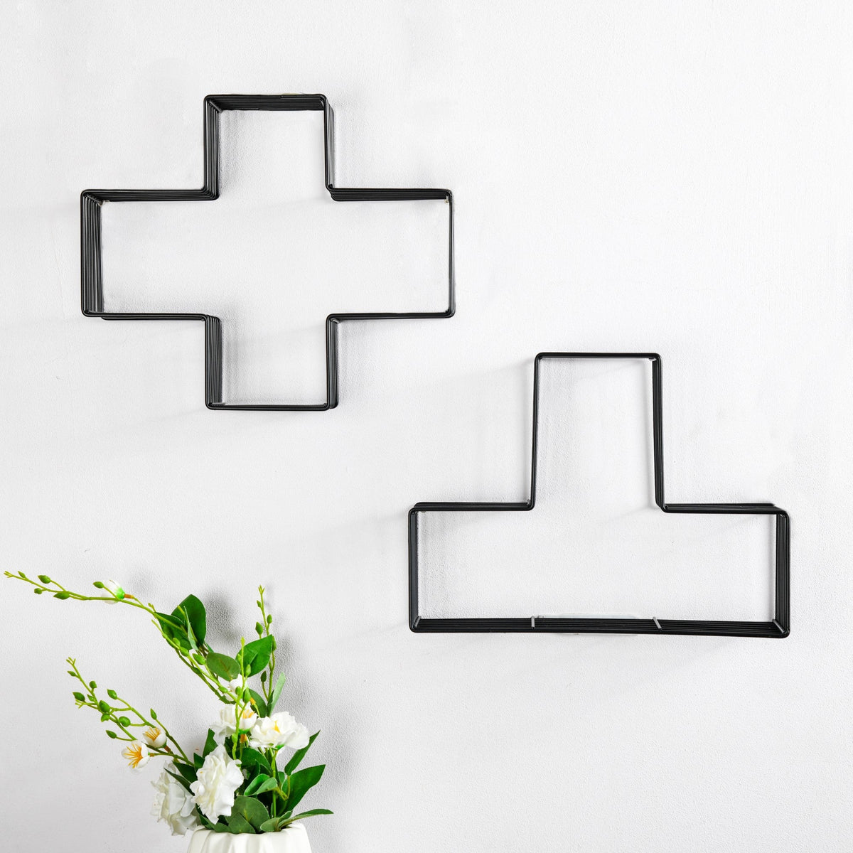 Wooden Hanging Shelf - Black Nestasia
